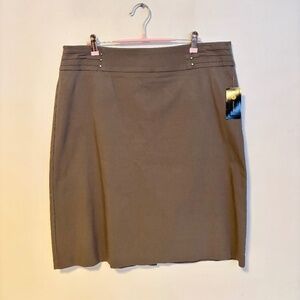 JM Collection Business Pencil Knee Length Midi Skirt Taupe Grey Womens L NWT
